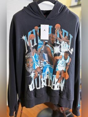 GORGEOUS JORDAN HOODIE!!!
Featuring a young Jordan in North Carolina!!!